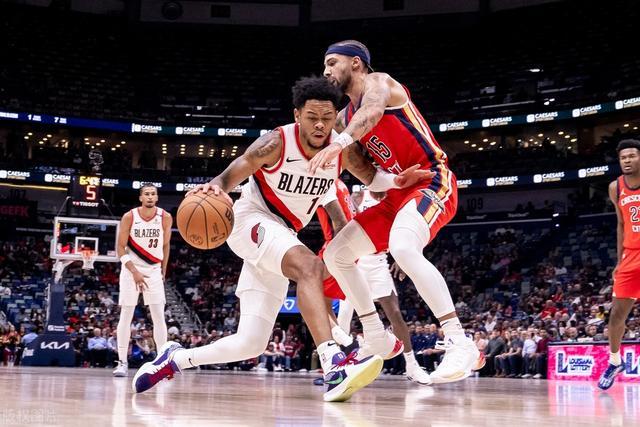 杨瀚森22+10青岛胜浙江 王哲林17分上海胜山东