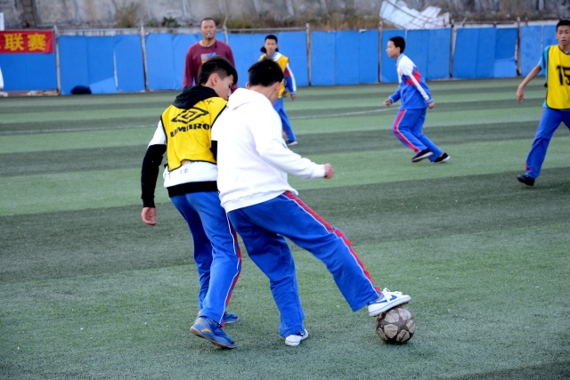 灰熊5连胜送鹈鹕7连败 杨21+11老鹰双杀骑士